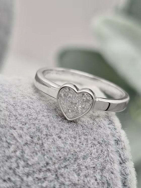 PLAIN HEART 925 SILVER RING