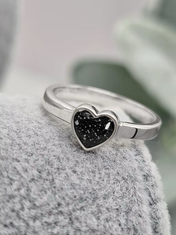 PLAIN HEART 925 SILVER RING