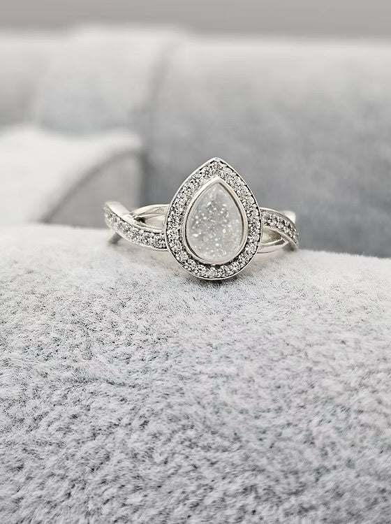 CRISS CROSS PEAR CZ 925 SILVER RING
